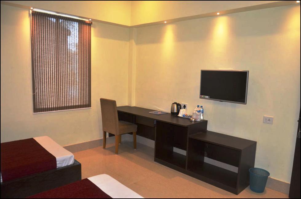 Hotel Pritika Durgāpur Dış mekan fotoğraf