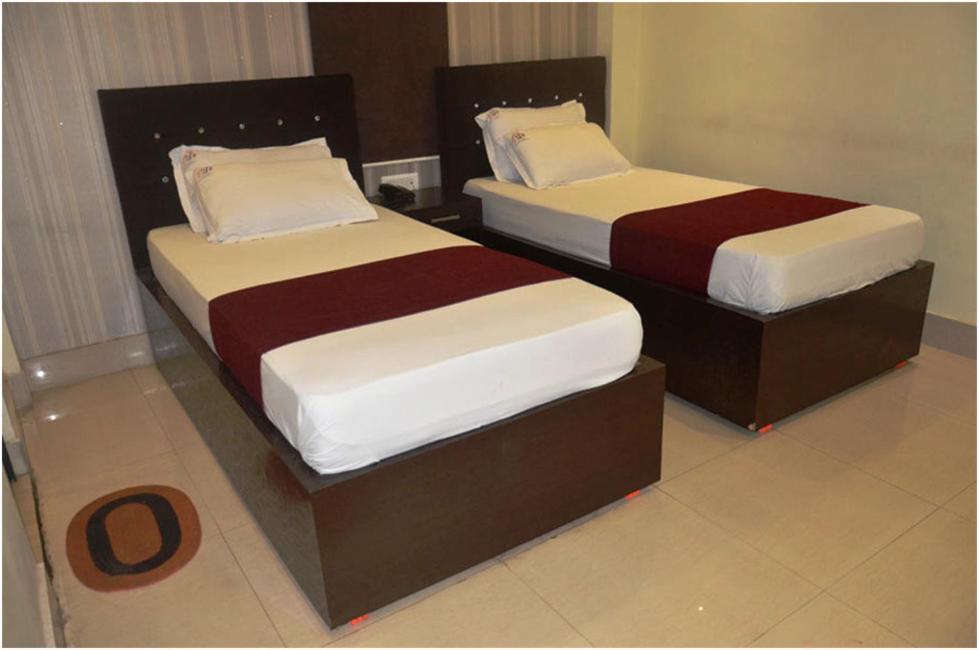 Hotel Pritika Durgāpur Dış mekan fotoğraf